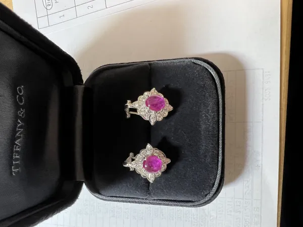 ルビーイヤリング/ピアス pt900