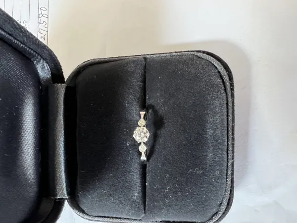 ダイヤモンドリング(指輪) pt900 0.3ct