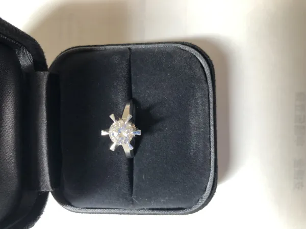 ダイヤモンドリング(指輪) pt900 0.8ct