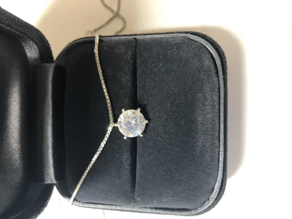ダイヤモンドネックレス pt900 1ct