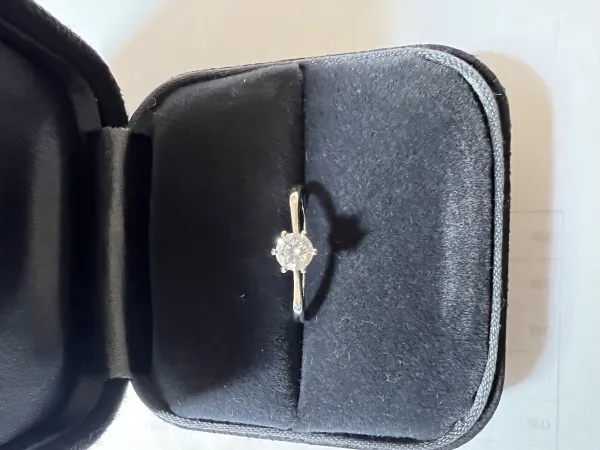 ダイヤモンドリング(指輪) pt900 0.3ct