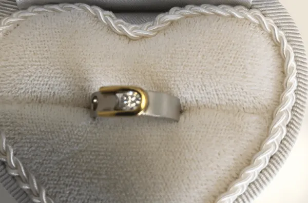 ダイヤモンドリング(指輪) k18 0.2ct