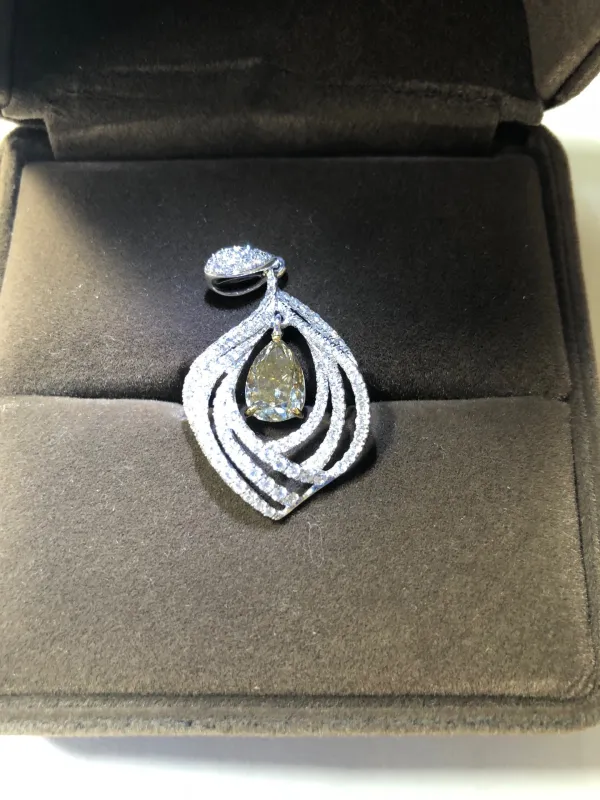 ダイヤモンドペンダント 3ct