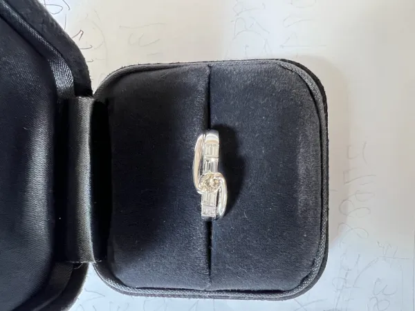 ダイヤモンドリング(指輪) pt900 1.5ct