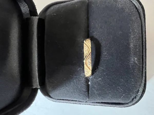 ダイヤモンドリング(指輪) 18k