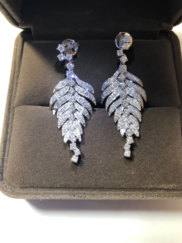 ダイヤモンドイヤリング/ピアス k18 4ct