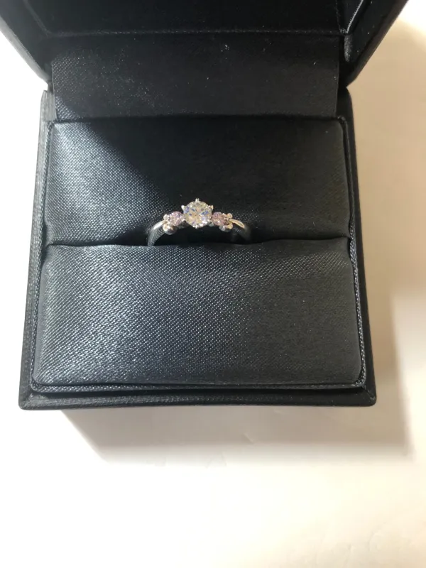 ダイヤモンドリング(指輪) 0.3ct