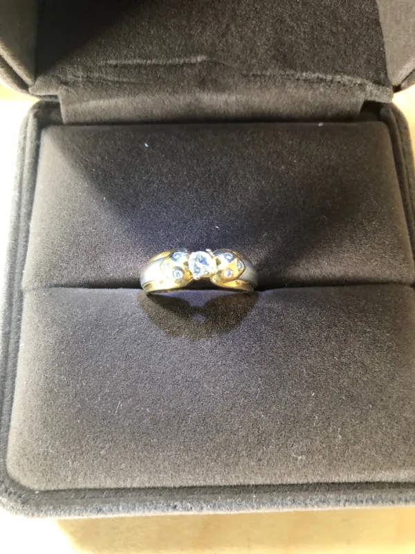 ダイヤモンドリング(指輪) 0.3ct