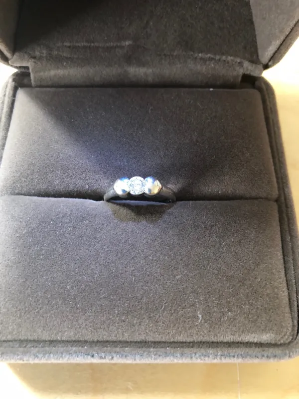 ダイヤモンドリング(指輪) 0.5ct