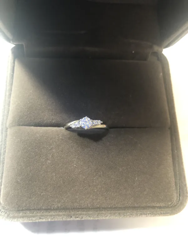 ダイヤモンドリング(指輪) 0.3ct