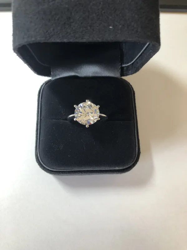 ダイヤモンドリング(指輪) pt900 6.3ct