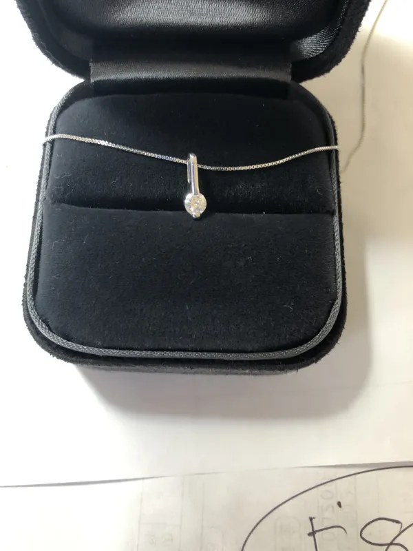 ダイヤモンドペンダント 0.3ct