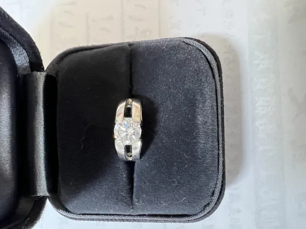 ダイヤモンドリング(指輪) pt900 1.5ct