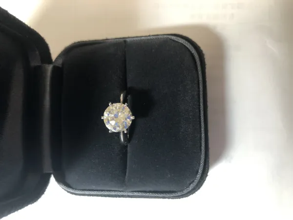 ダイヤモンドリング(指輪) 2ct