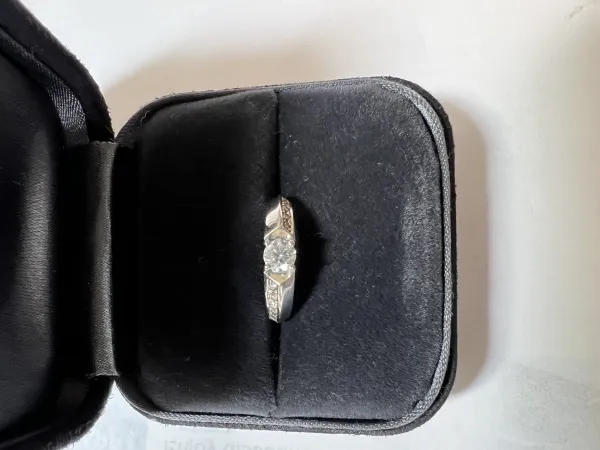 ダイヤモンドリング(指輪) pt900 0.3ct