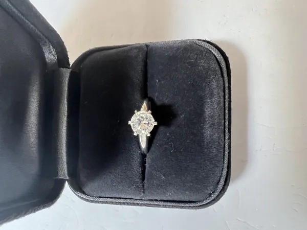 ダイヤモンドリング(指輪) pt900 0.7ct