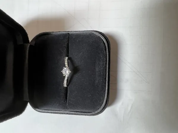 ダイヤモンドリング(指輪) pt900 0.3ct