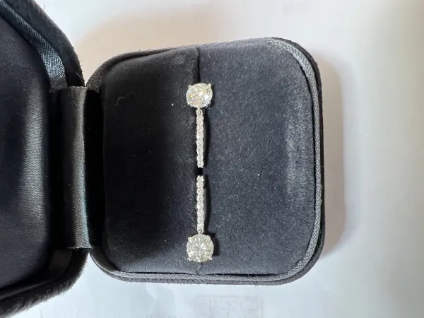 ダイヤモンドイヤリング/ピアス pt900