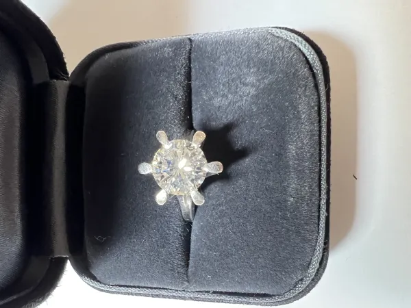 ダイヤモンドリング(指輪) 2ct