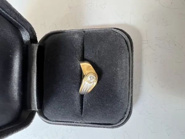 ダイヤモンドリング(指輪) 18k 0.2ct