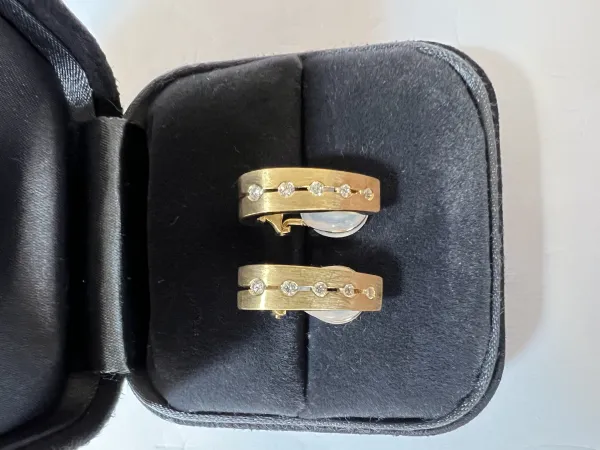 ダイヤモンドイヤリング/ピアス 18k
