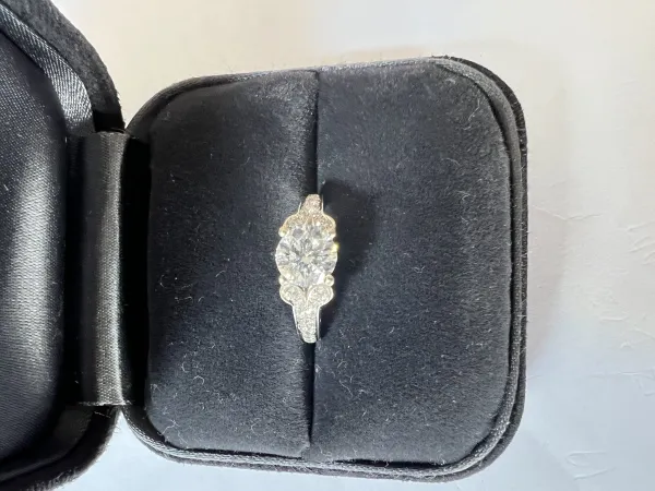 ダイヤモンドリング(指輪) pt900 0.8ct