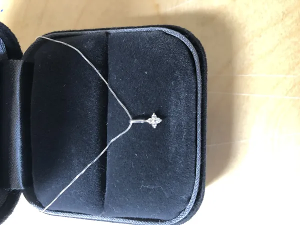 ダイヤモンドペンダント pt900 0.1ct