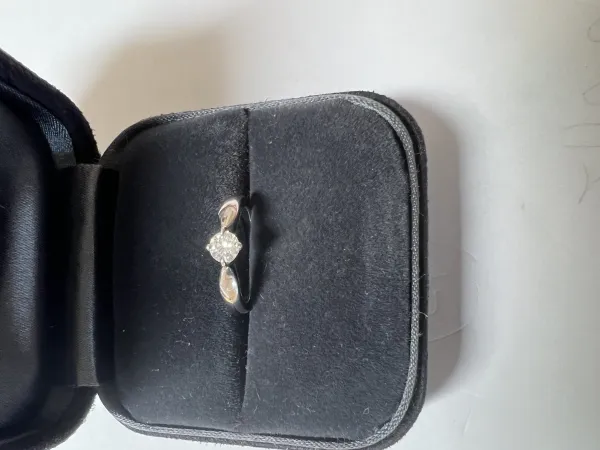 ダイヤモンドリング(指輪) pt900 0.3ct
