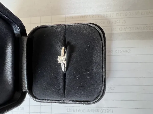ダイヤモンドリング(指輪) pt900 0.3ct
