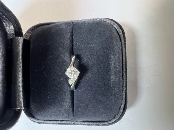 ダイヤモンドリング(指輪) pt900 0.3ct