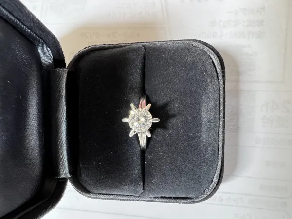 ダイヤモンドリング(指輪) pt900 0.7ct