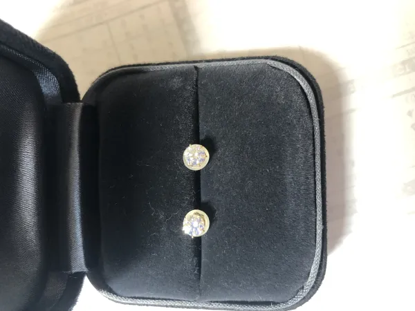 ダイヤモンドイヤリング/ピアス pt900 0.4ct