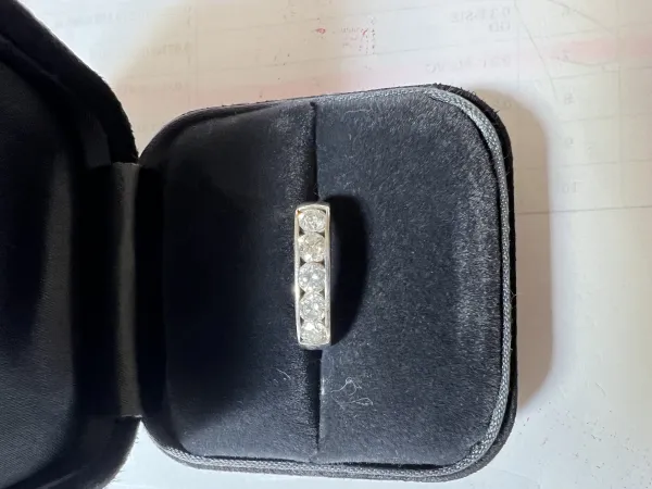 ダイヤモンドリング(指輪) pt900 1ct